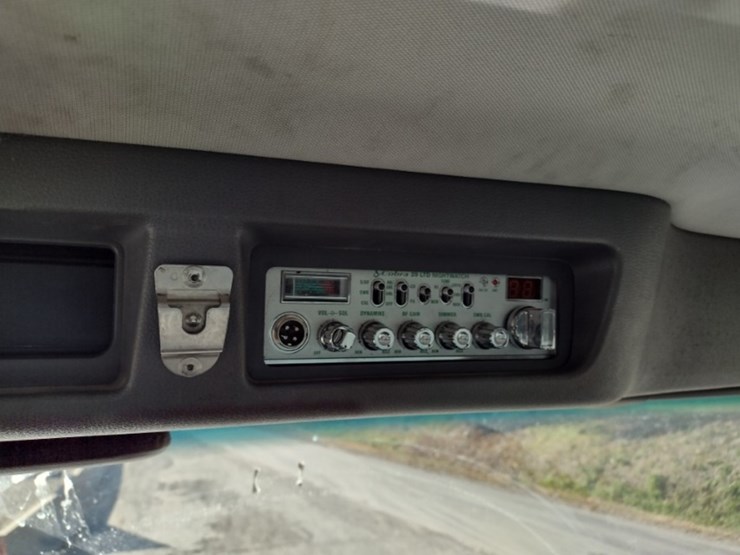 19-peterbilt-water-truck^title^-(qea-4054)-image-13