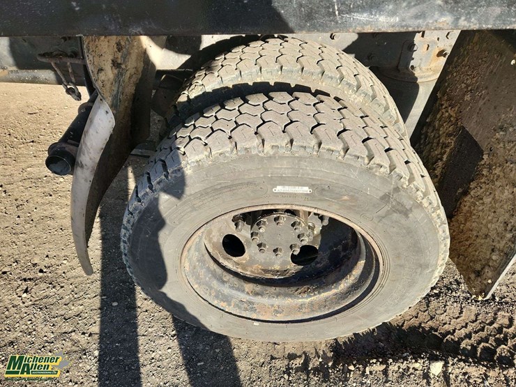 international-durastar-4300-image-27