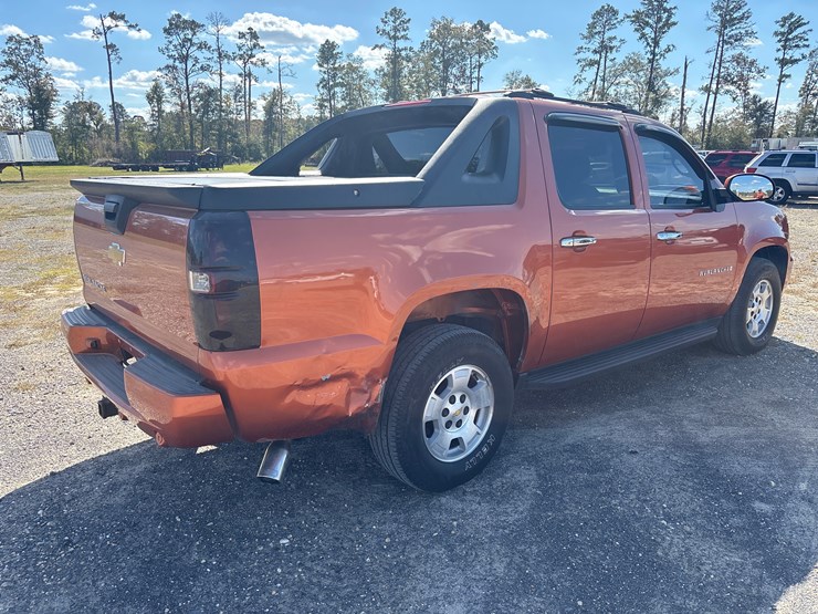 #24328-•-2007-chevrolet-avalanche-image-3