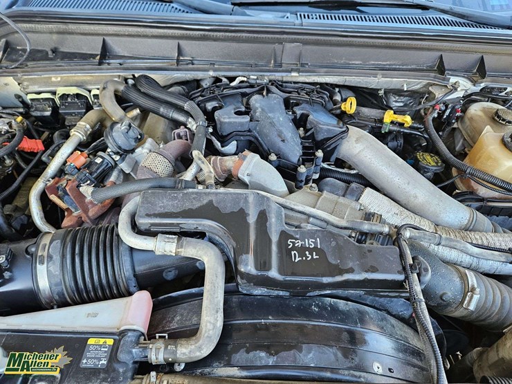 2011-ford-f350-image-19