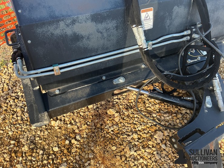 erskine-ab840hdx-84”-power-broom-attachment-image-12