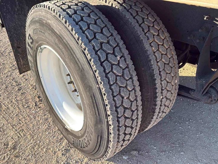 2020-international-mv607-image-16