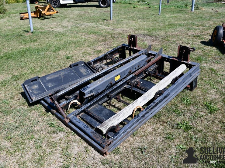 skid-mounted-hay-accumulator-image-5