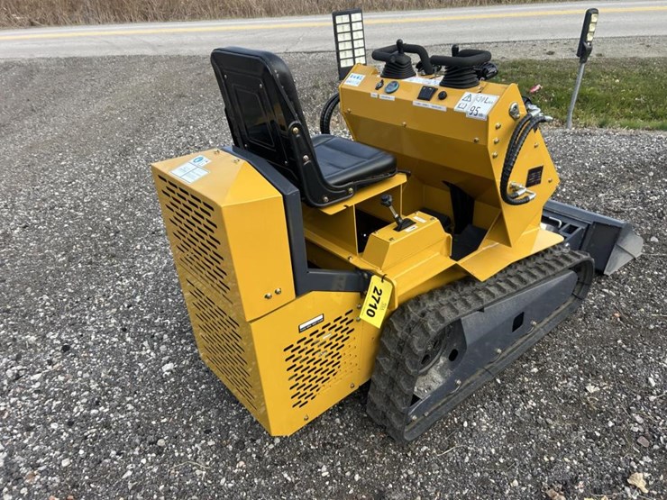 #2710-•-2025-infront-yf400-mini-tracked-skid-steer-image-5