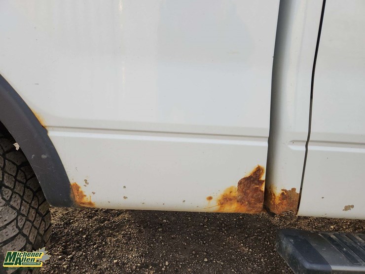 2012-ford-f150-image-41