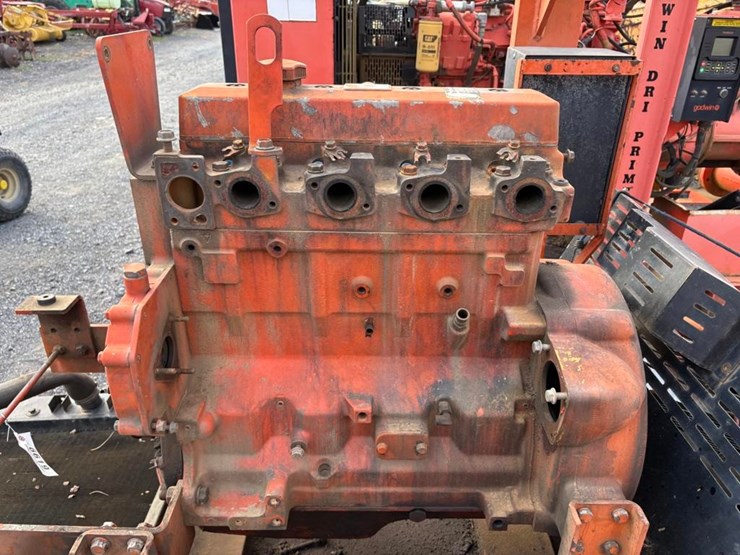 john-deere-4045t-image-6