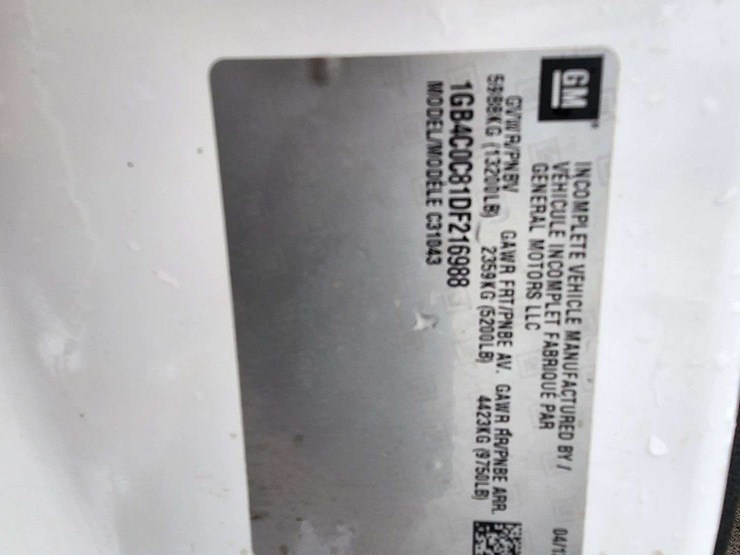 2013-chevrolet-silverado-3500hd-image-22