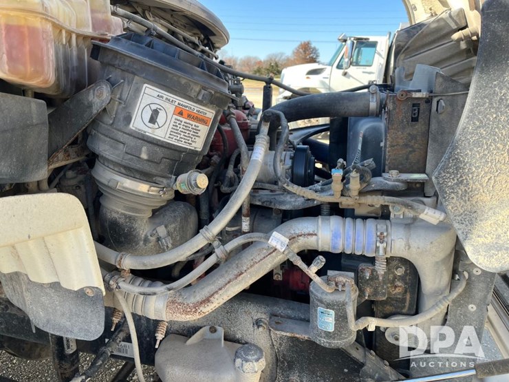 2016-freightliner-petroleum-truck-(jn3388,-unit-2374)-image-71