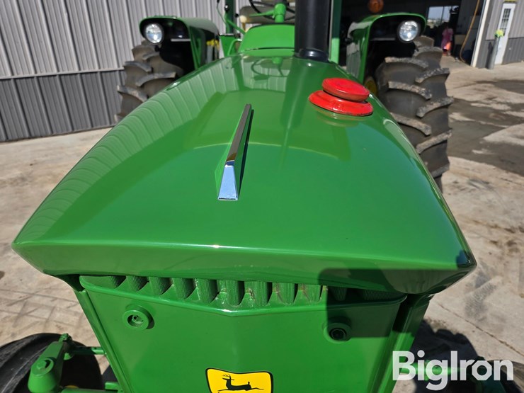 1972-john-deere-2520-image-17