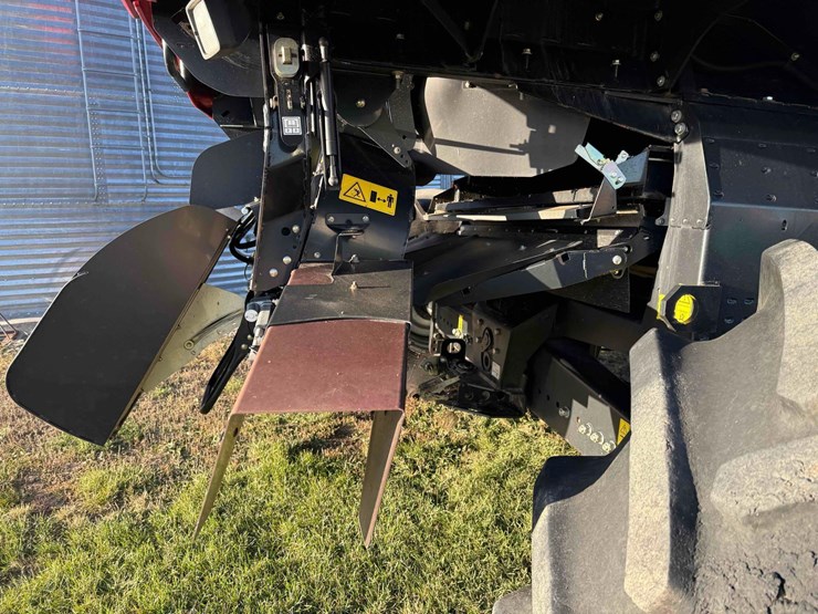 2013-case-8230-afx-combine-image-30