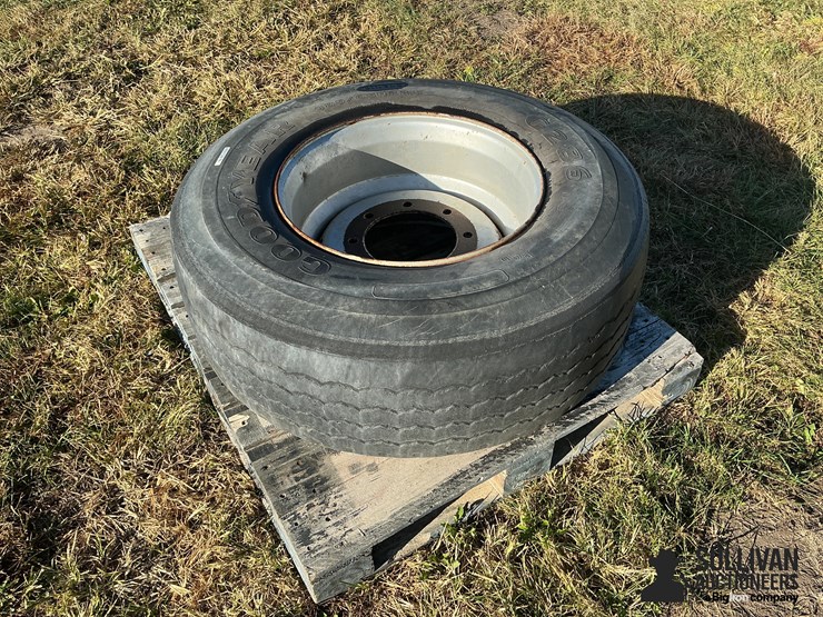 goodyear-385/65r22.5-tire-on-8-bolt-rim-image-2