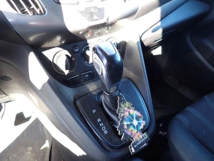 2014-ford-transit-connect-image-16