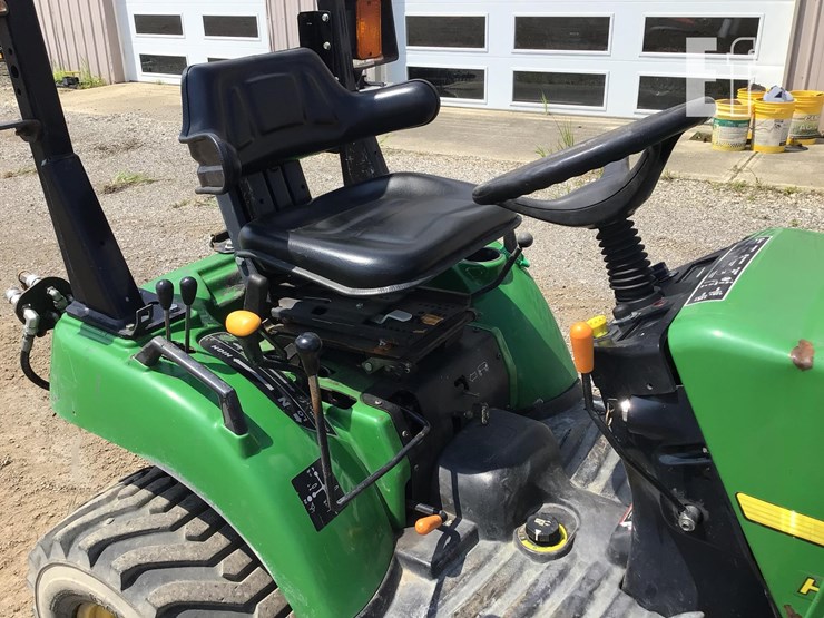 2008-john-deere-2305-image-14