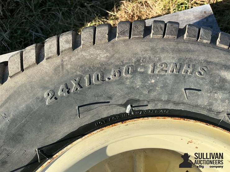 cub-cadet-24x10.50-12nhs-tire-on-4-bolt-rim-image-6