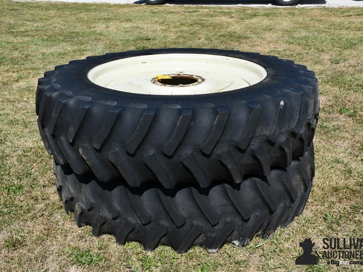 firestone-480/80r46-tires-on-10-bolt-rims-image-1