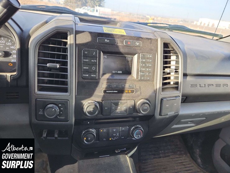 2017-ford-f350-image-14