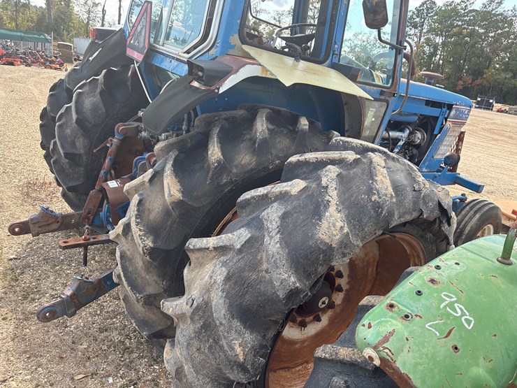 ford-tractor-image-4