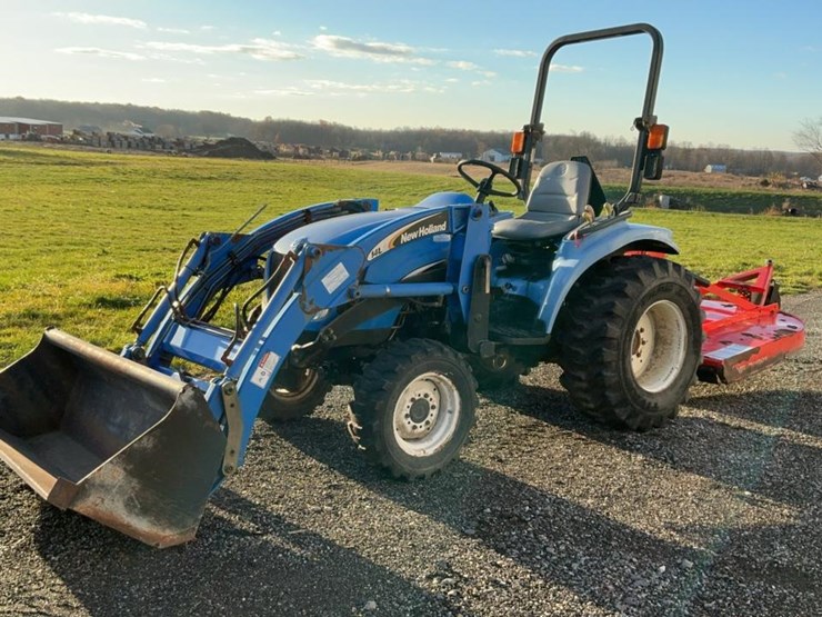 new-holland-tc29da-image-1