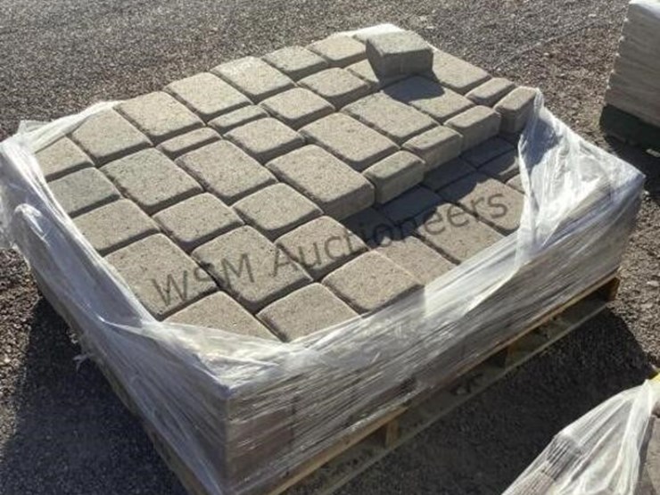pallet-of-stone-pavers-image-2