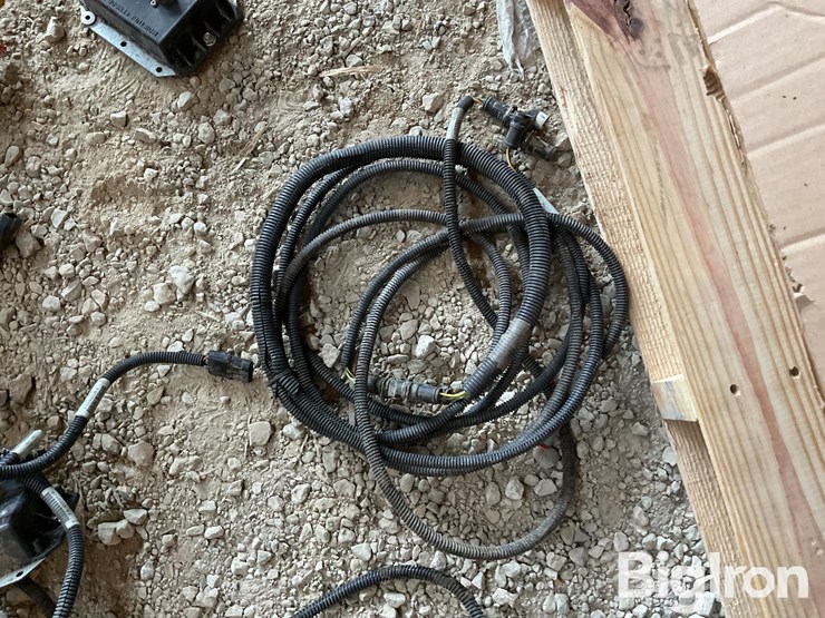 new-holland-cr9060-image-12