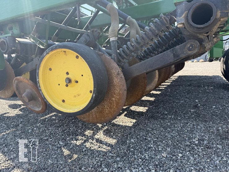 1993-john-deere-750-image-13