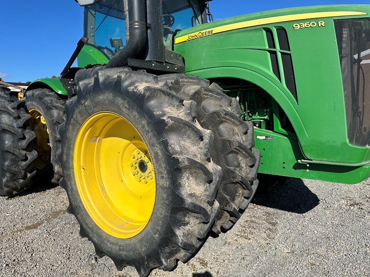 #32570-•-2012-john-deere-9360r-4x4-articulating-tractor-1rw9360rkep011018-image-9