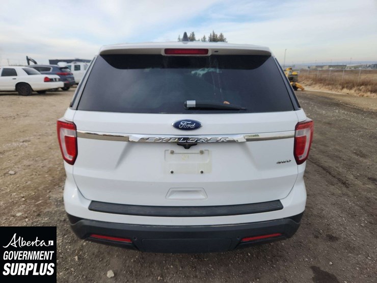 2018-ford-explorer-image-6