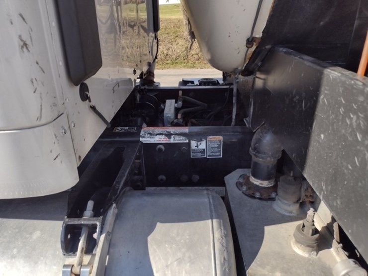 19-peterbilt-water-truck^title^-(qea-4054)-image-33