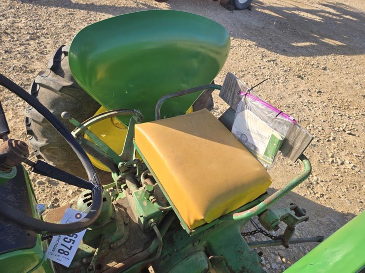 john-deere-1010-image-8