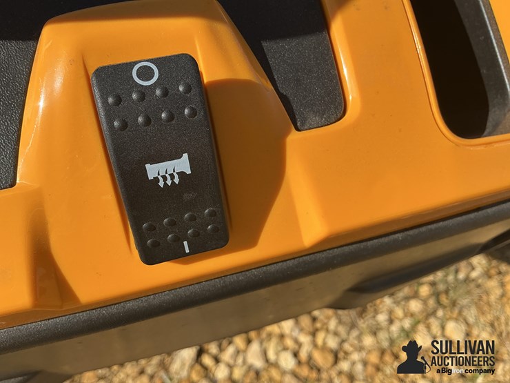 cub-cadet-3x28ip-28”-walk-behind-snow-blower-image-19