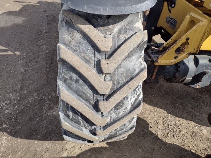 13-cat-407c-telehandler-w/bucket-&-forks-(qea-5956)-image-20