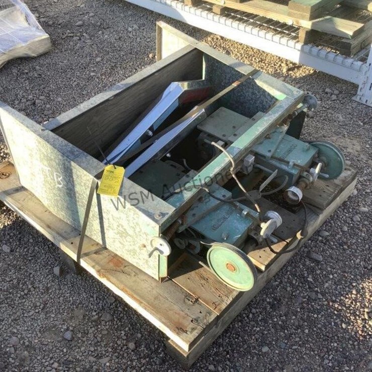 COVINGTON BENCH BUFFER