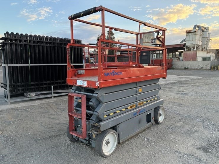 skyjack-sjiii3226-image-3