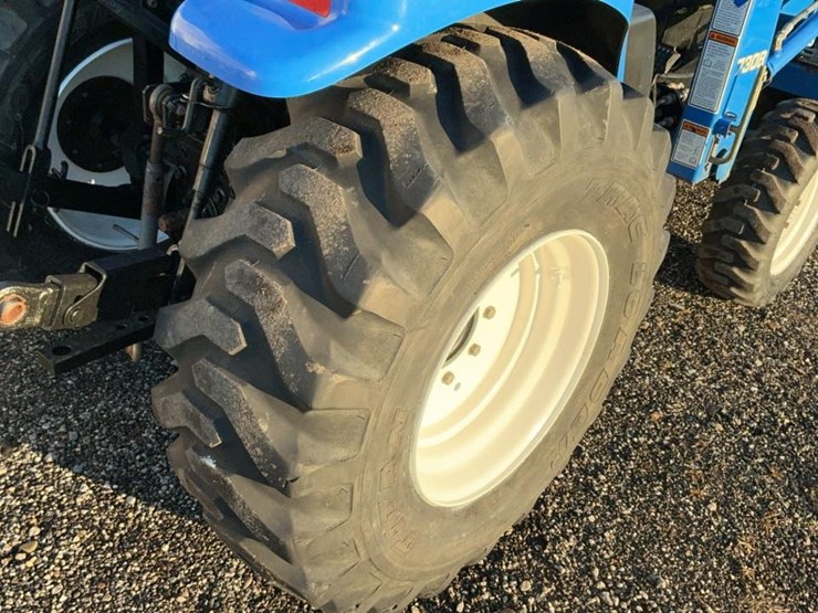 new-holland-tc29d-image-23