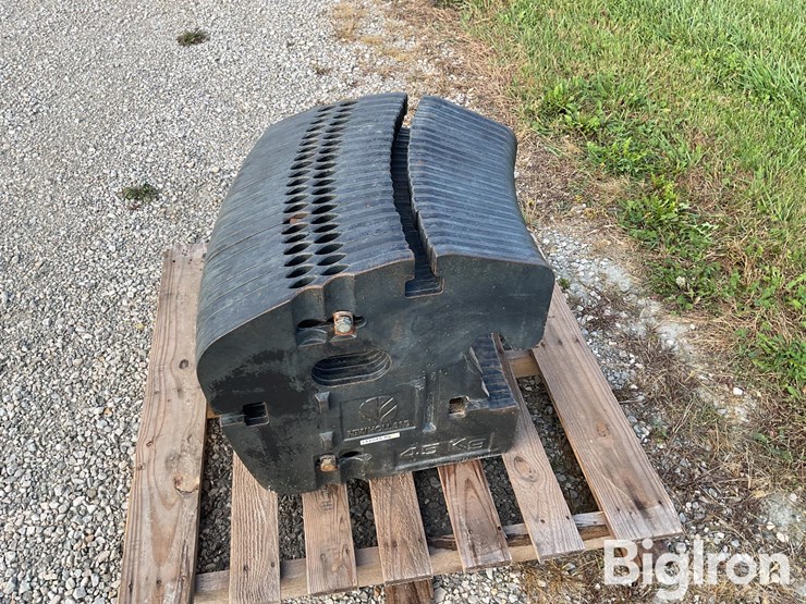 new-holland-t7-series-weights-image-8