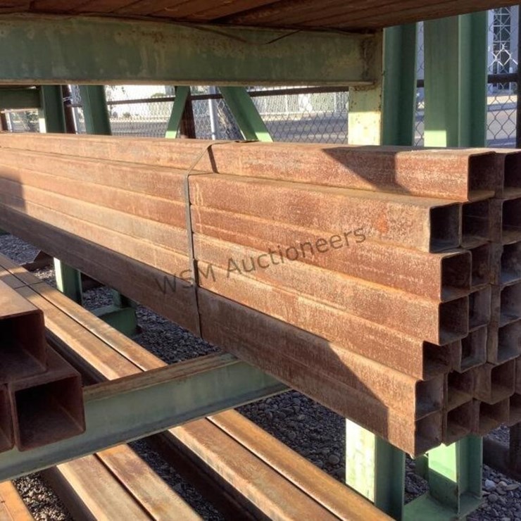 BUNDLE OF 2 3/8IN SQUARE TUBING