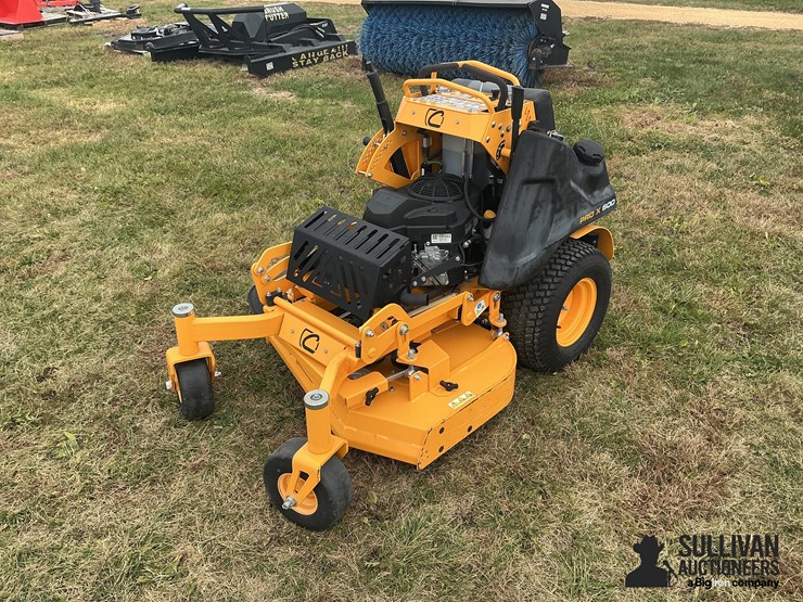 2021-cub-cadet-pro-x600-stand-on-36”-lawn-mower-image-1