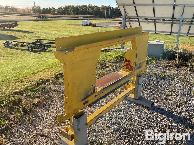 new-holland-corn-head-adapter-plate-image-3