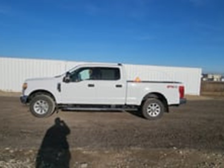 2021-ford-f250-image-5