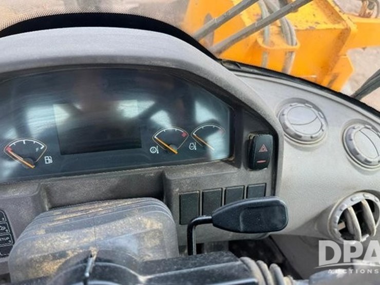 2007-volvo-l120f-image-42