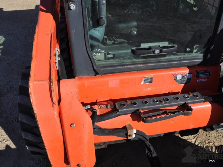 2020-kubota-ssv75-image-13