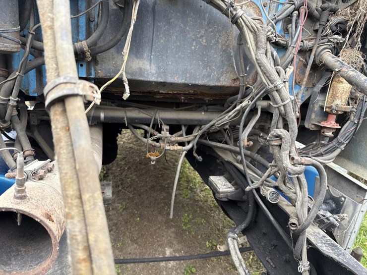 #3157-•-western-star-parts-sleeper-truck-image-9