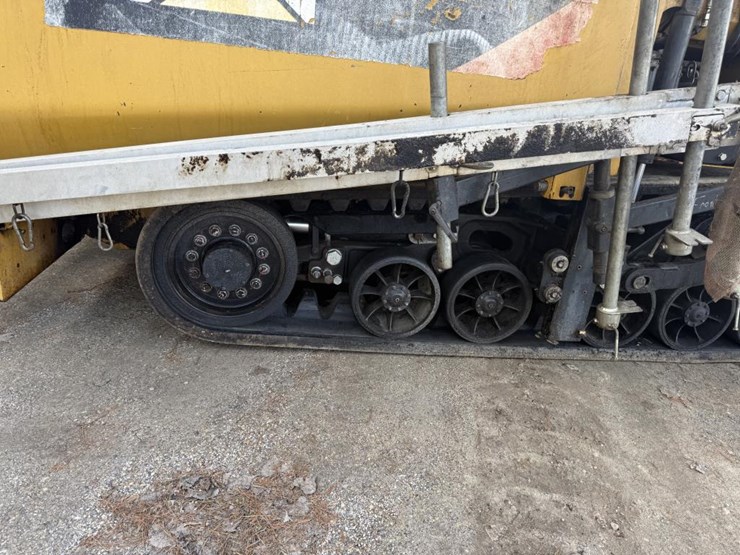 caterpillar-ap-1055f-image-78