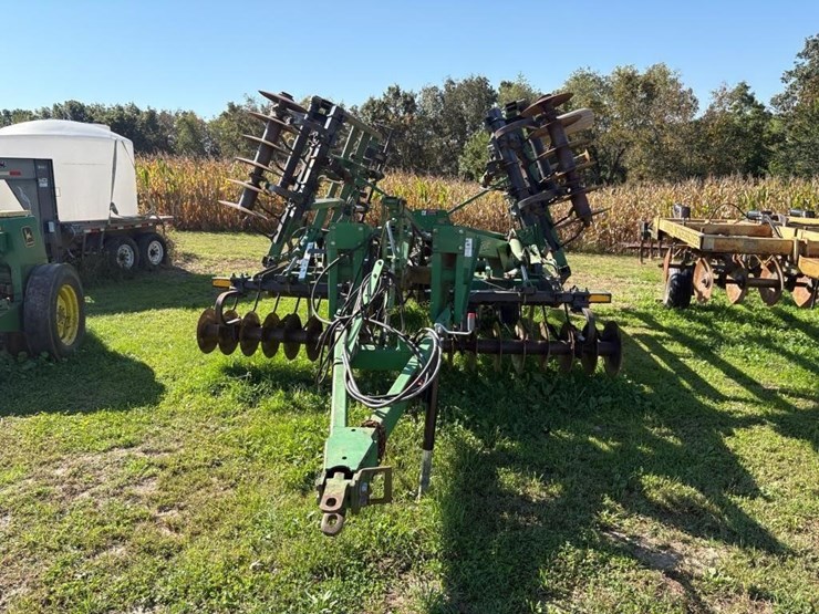 john-deere-726-image-3