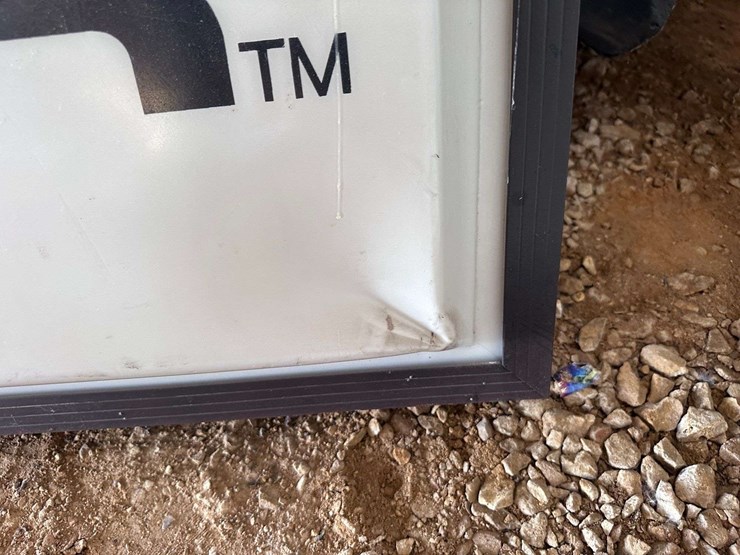 agcostar-lighted-double-sided-bubble-sign-image-6