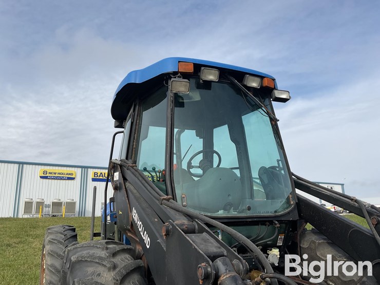 new-holland-tv140-image-12