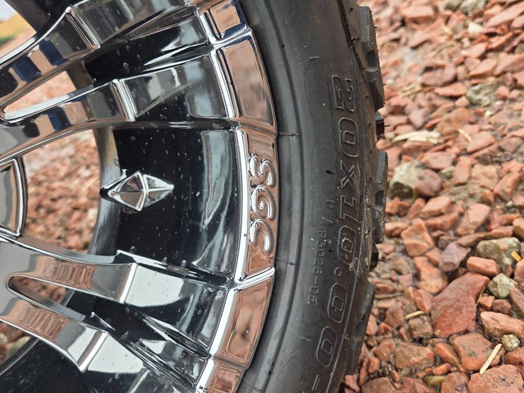 2001-global-electric-motorcars-4-seat-electric-golf-cart-image-14