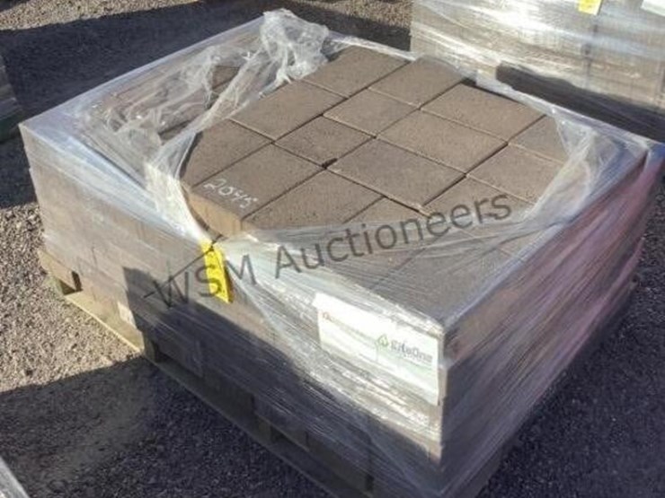 pallet-of-stone-pavers-image-1