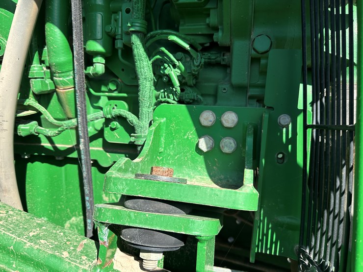 #32570-•-2012-john-deere-9360r-4x4-articulating-tractor-1rw9360rkep011018-image-63