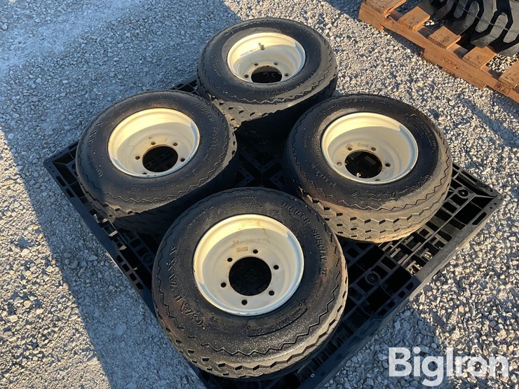 header-trailer-tires-&-rims-image-3